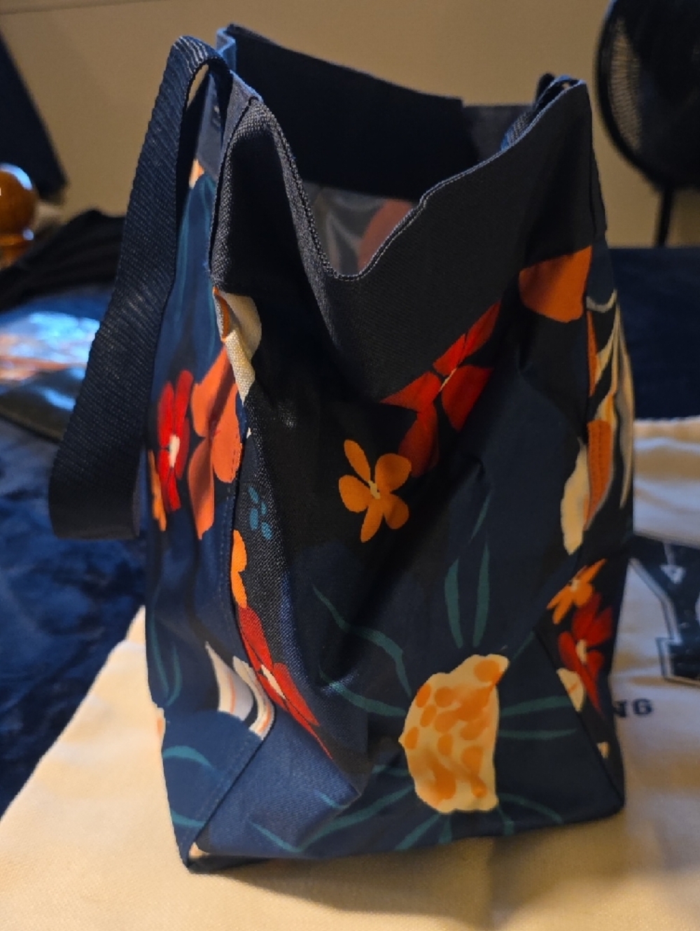 thirty-one Navy Floral Tote with Orange and Red Flowers - Picture 4 of 5